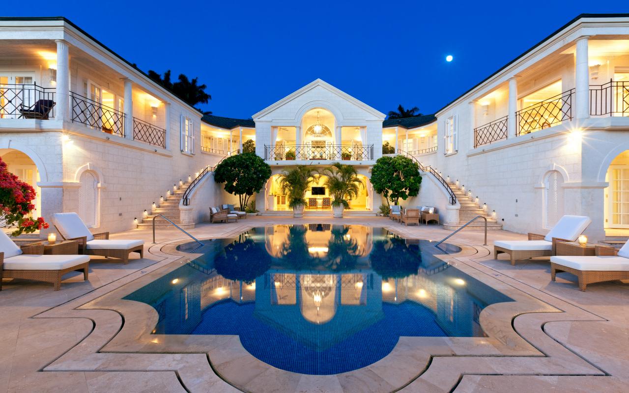 Why we opt for a villa over hotels every time!