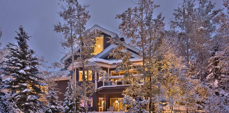 Time Flys Lodge