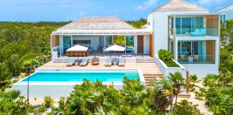 Beach Enclave Long Bay (5 Bedroom Beachfront Villa)
