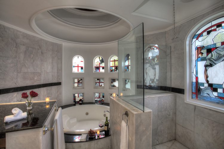 La Mansion photo 43