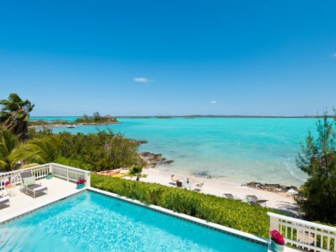 Bright Idea in Chalk Sound, Turks and Caicos