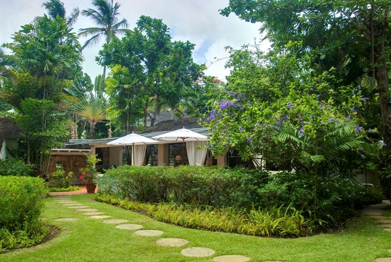 Landmark House and Cottage, Sandy Lane Beach photo 4