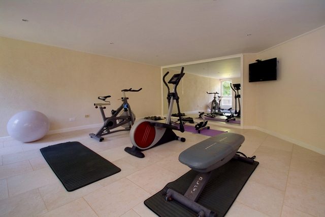 Horizons, Sandy Lane photo 13