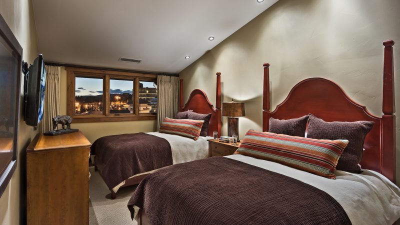 Summit Peak Penthouse photo 12