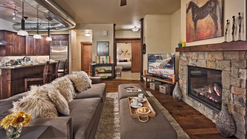 Senators Penthouse at the Olympian photo 5