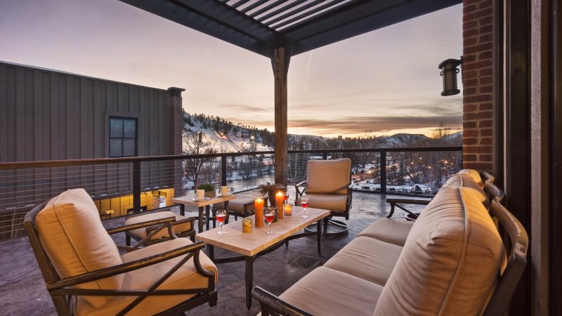 Senators Penthouse at the Olympian photo 13