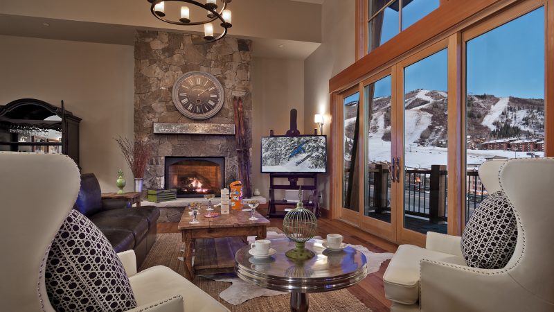 Sunshine Peak Chalet photo 6