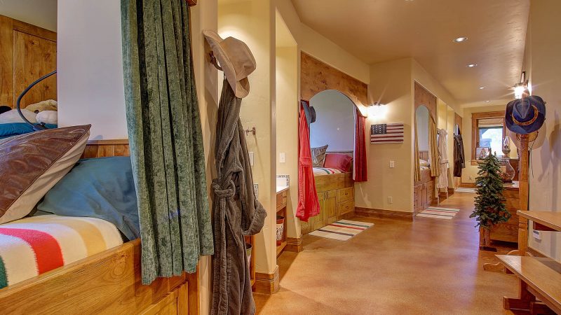 Priest Creek Lodge photo 17