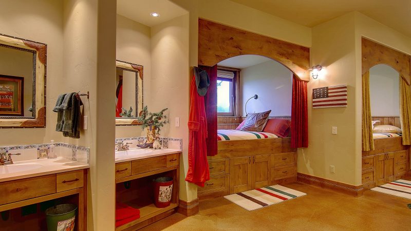 Priest Creek Lodge photo 18