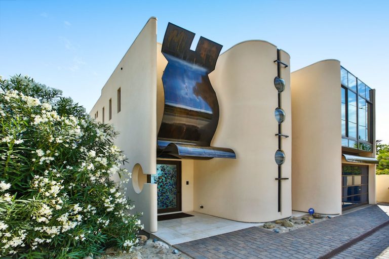 Villa Dolphin Malibu in Malibu, California