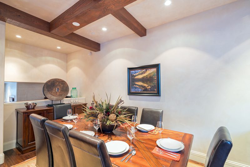 Haven on South Oak photo 3