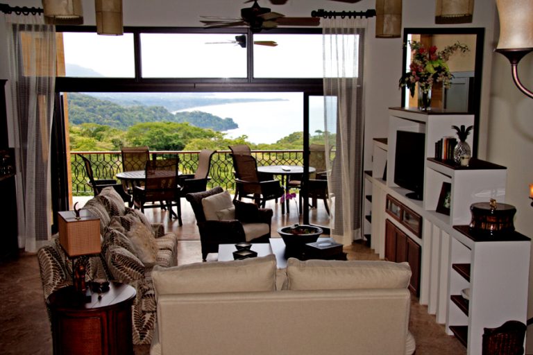 Casa La Big Sur in Dominical, Guanacaste