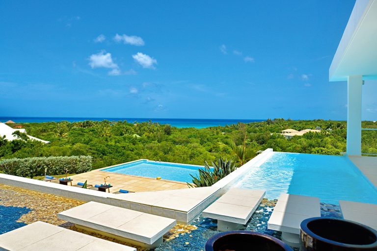 Grand Bleu in Terres Basses, St. Martin