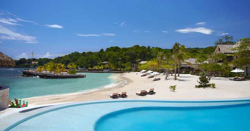 GoldenEye Beach and Lagoon Villas photo 2