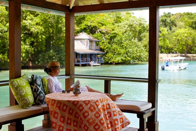 GoldenEye Lagoon Cottages photo 5