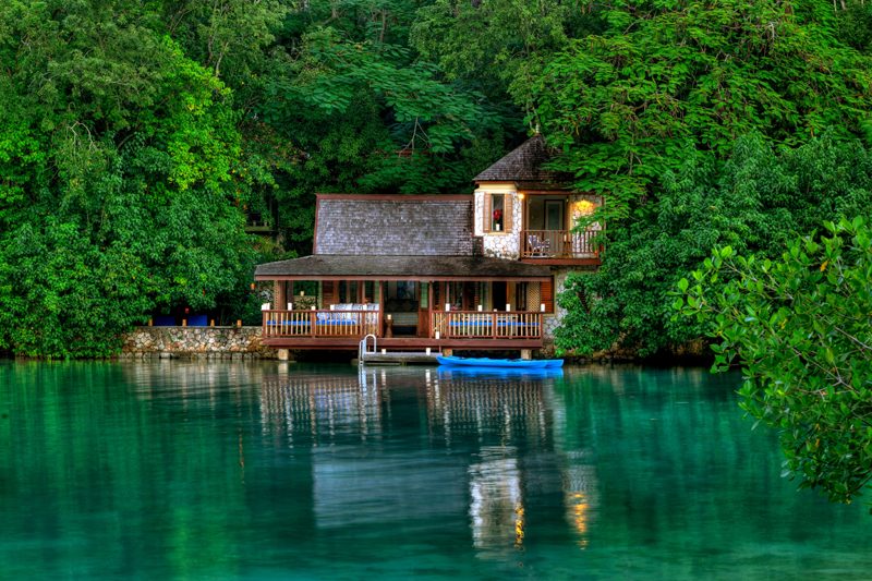 GoldenEye Lagoon Cottages photo 10