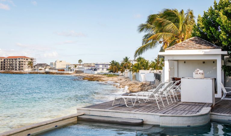 LaLuna in St. Martin