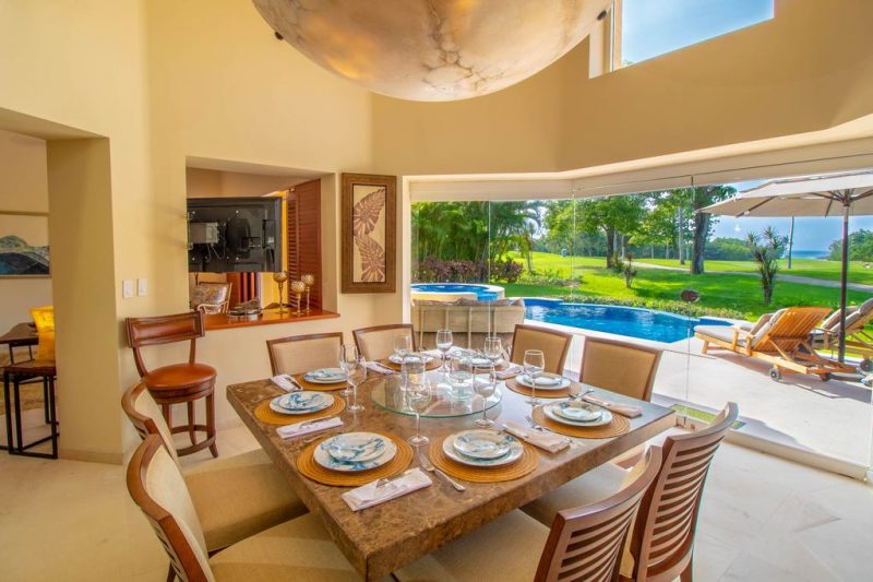 Four Bedroom Las Palmas photo 10