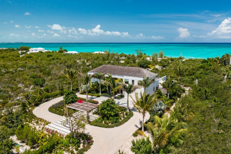 Villa Aqua Verde in Leeward, Turks and Caicos
