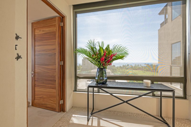 Condo Carey photo 7