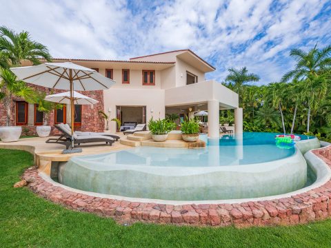 Casa Alamanda in Lagos del Mar, Punta Mita