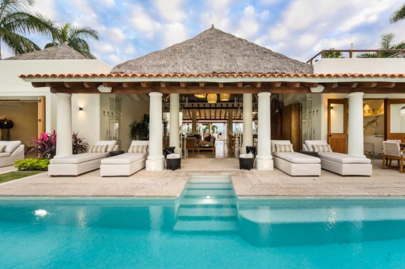 Lagos 5 Bedroom Villa photo 2