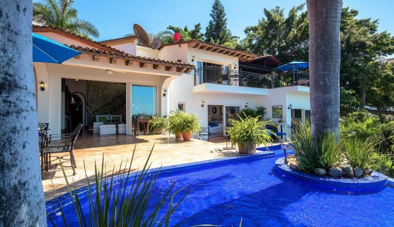 Villa Vista de Aves in Conchas Chinas, Puerto Vallarta