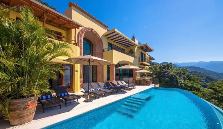 Villa Santa Cruz in Conchas Chinas, Puerto Vallarta