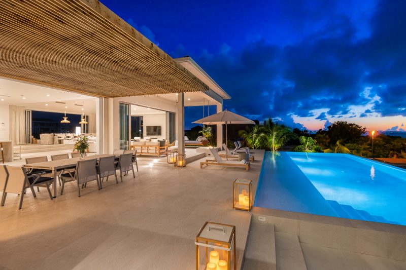 Beach Enclave Grace Bay (5 Bed Beachfront) photo 14