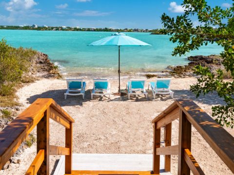 Bashert Cottage in Chalk Sound, Turks and Caicos