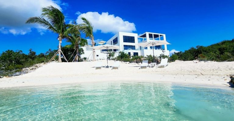 Villa Cielo in Chalk Sound, Turks and Caicos