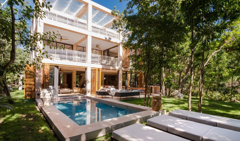 Palm Villa photo 2