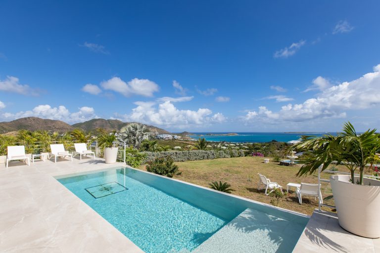 Villa Fleurs De Lys in Orient Bay, St. Martin