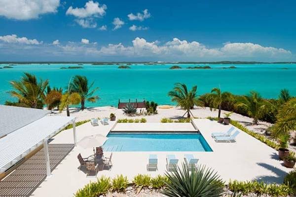 Breezy Palms in Chalk Sound, Turks and Caicos