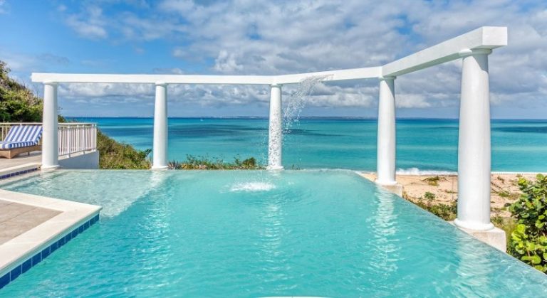 Nid D'Amour in Terres Basses, St. Martin