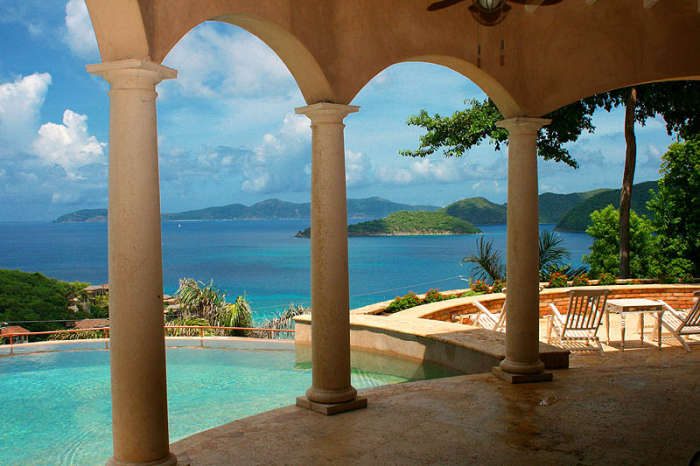 Amorosa photo 2