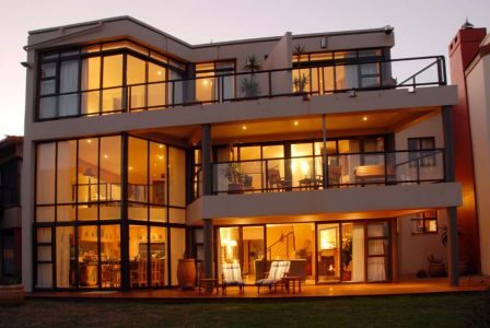 Dolphin House photo 8